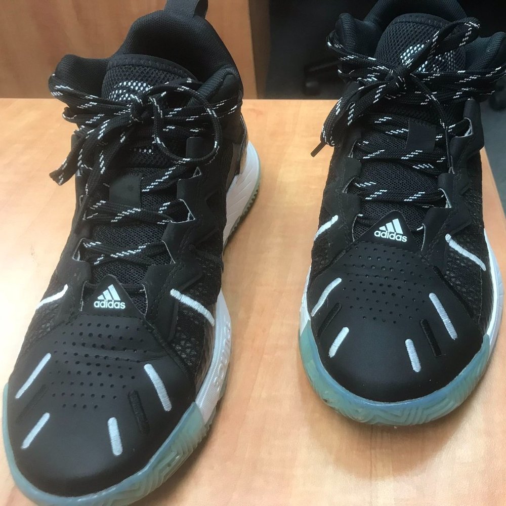 Adidas D Rose Son Of Chi Godspeed Core Black. Son Of Chi Signature Included.